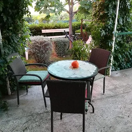With A Parking Space - 17872 Appartement